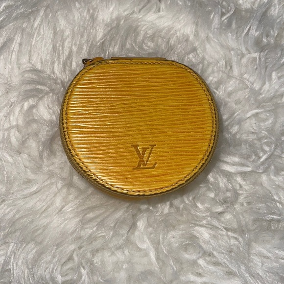 Louis Vuitton Epi Ecrin 8 Bijoux Jewelry Case in yellow GUC - Picture 10 of 11